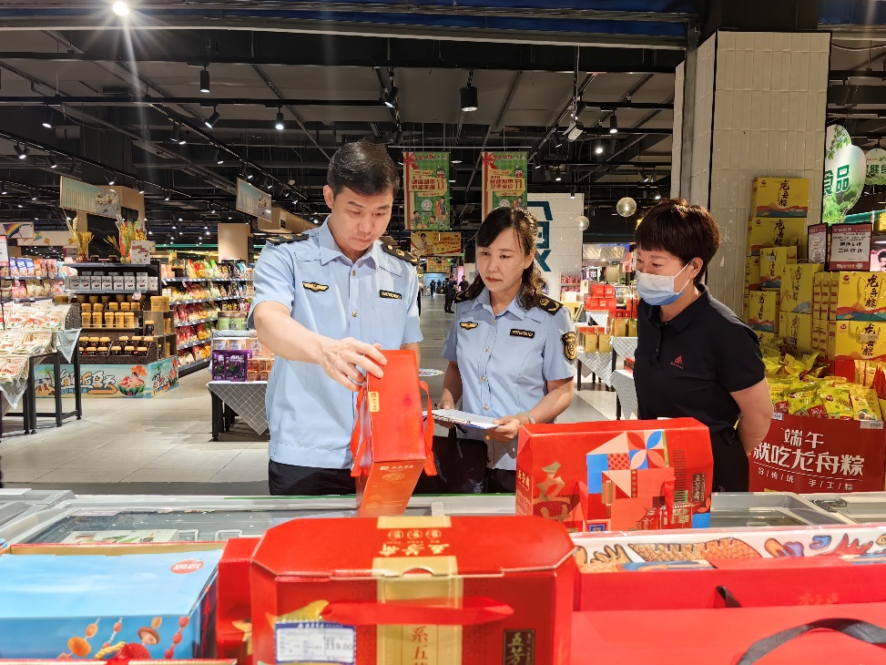 严守底线保“粽”飘香——潍坊市市场监管局开展端午节期间食品安全督导检查